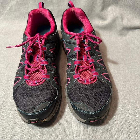 Nike Air Alvord 10‎ women's Size 11.5 trail running shoes, gray/pink, sneakers - Picture 1 of 12
